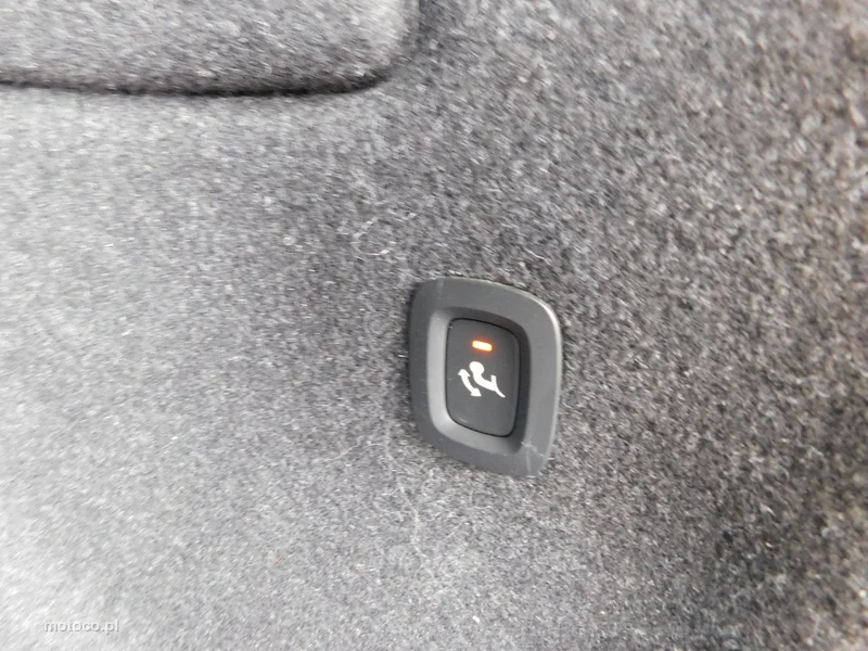 Volvo XC 40 24