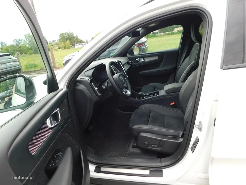 Volvo XC 40 6