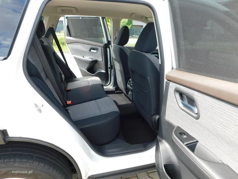 Nissan X-Trail 9