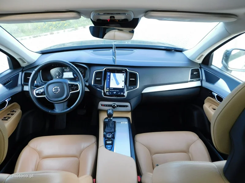 Volvo XC 90 6