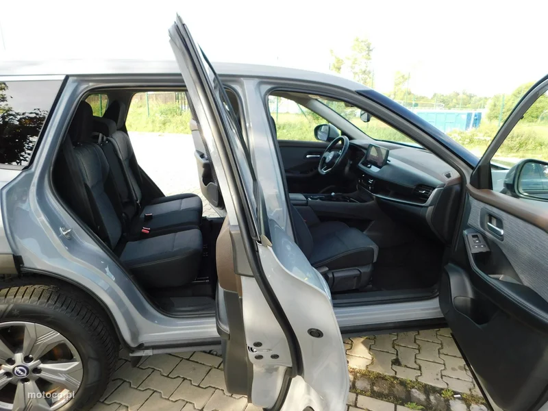 Nissan X-Trail 12