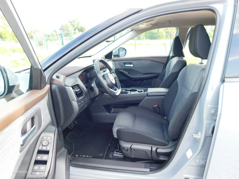 Nissan X-Trail 15
