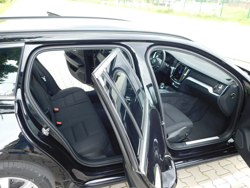 Volvo V60 7
