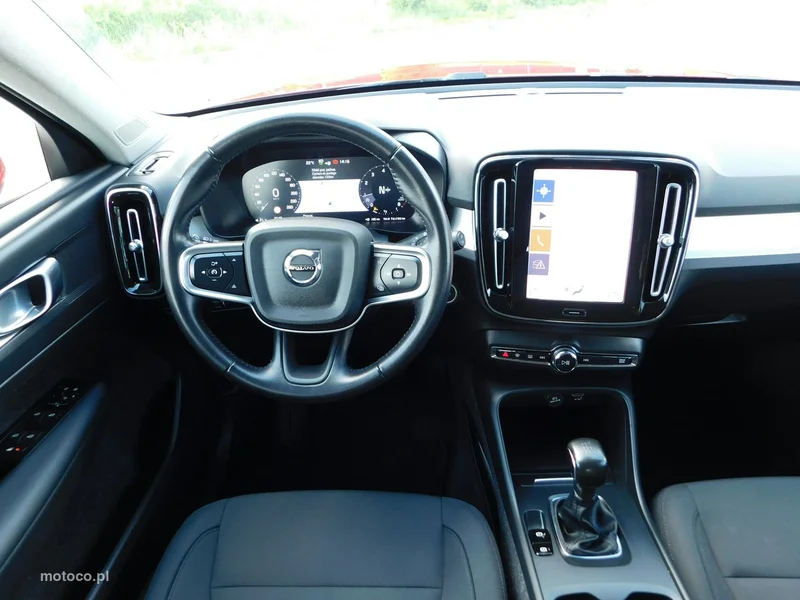 Volvo XC 40 15