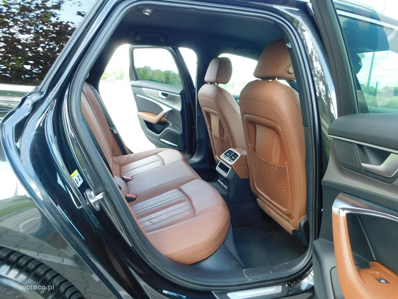 Audi A6 C8 10