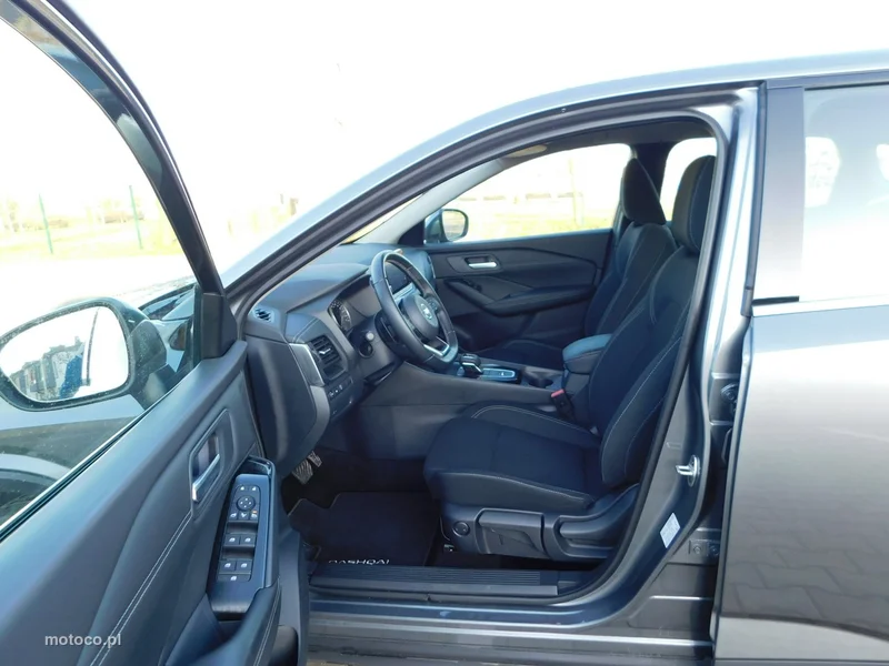 Nissan Qashqai 11