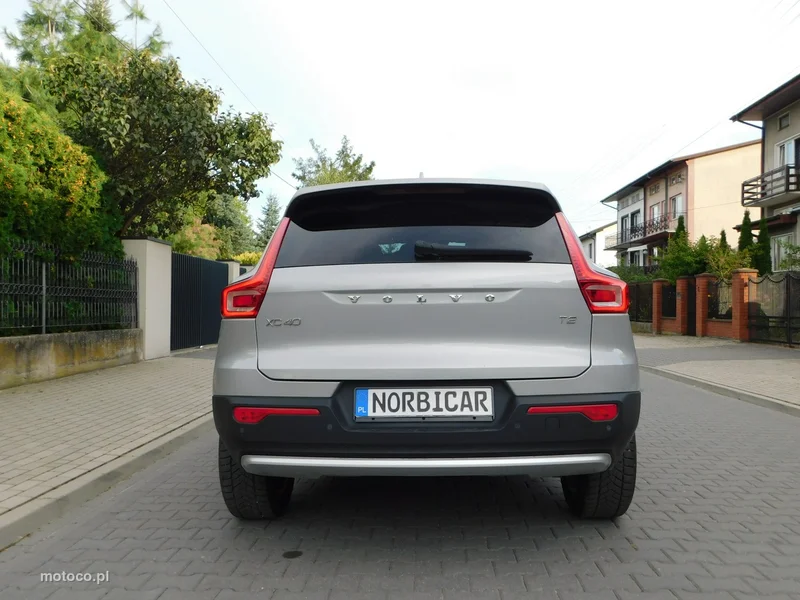 Volvo XC 40 18