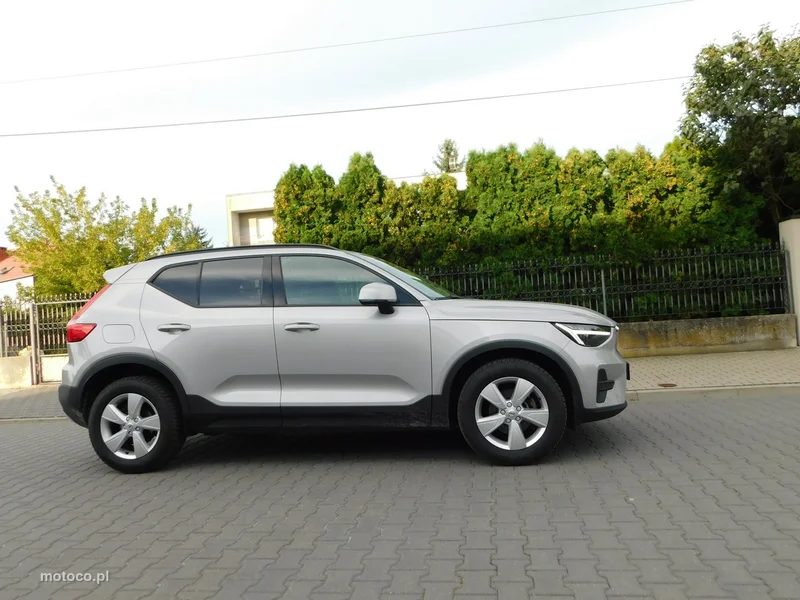 Volvo XC 40 4