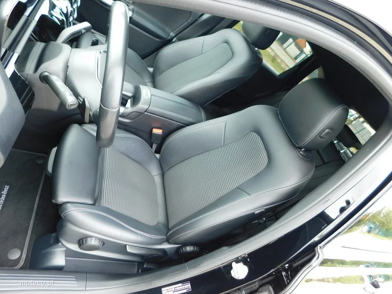 Mercedes-Benz Klasa B W247 B 220 14
