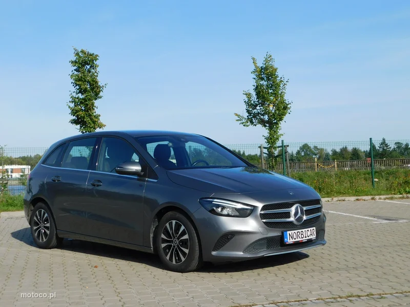 Mercedes-Benz Klasa B W247 B 200 3