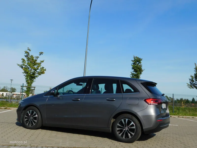 Mercedes-Benz Klasa B W247 B 200 5