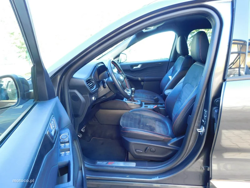 Ford Kuga III 14