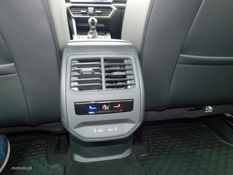 Cupra Formentor 13