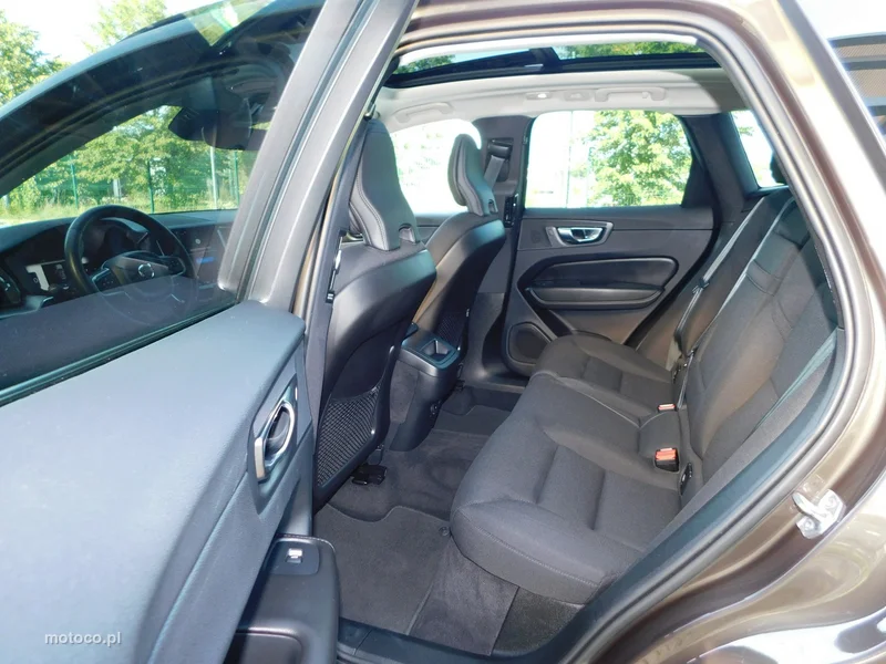 Volvo XC 60 13