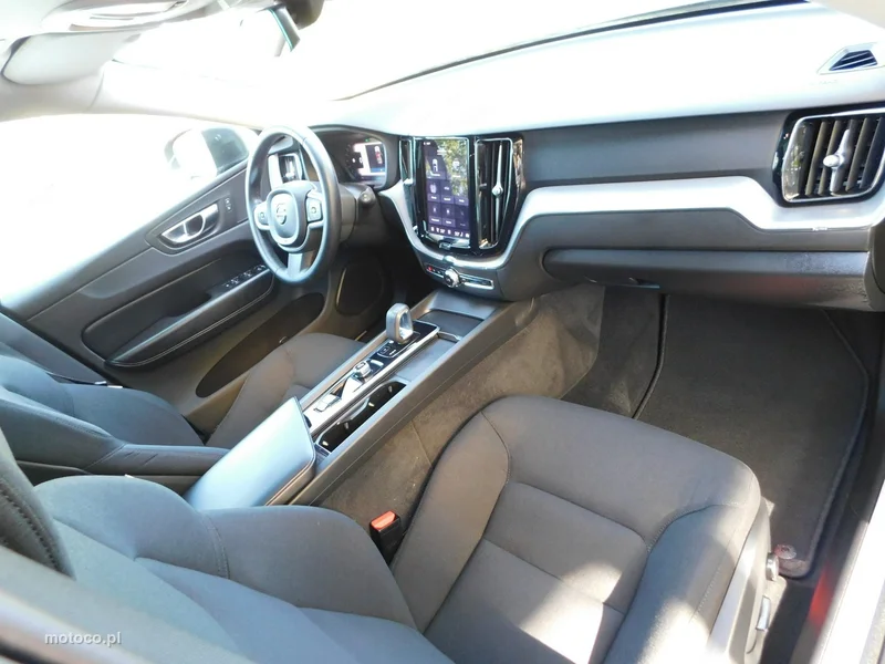Volvo XC 60 8