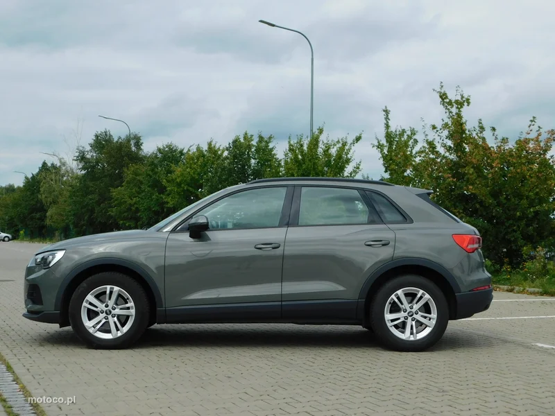 Audi Q3 F3 2