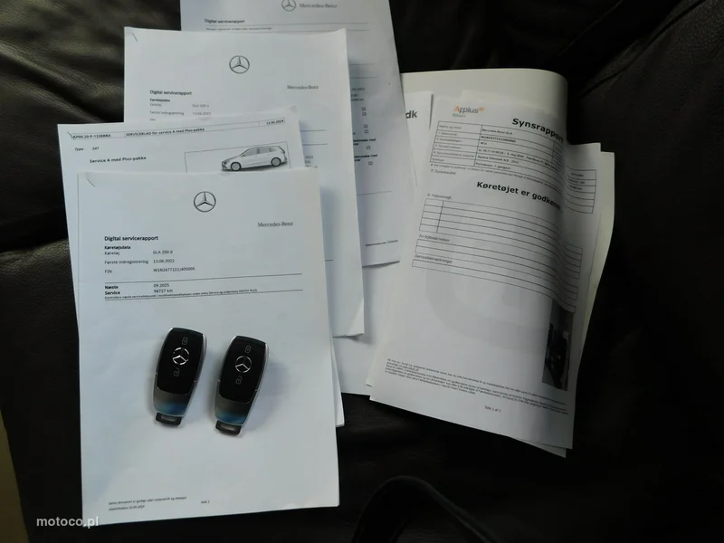 Mercedes-Benz GLA H247 200 26