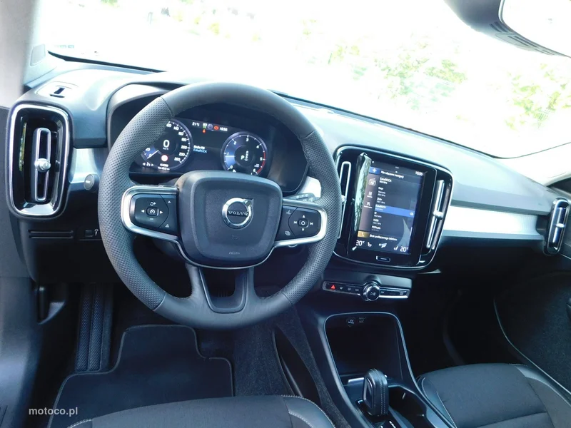 Volvo XC 40 15