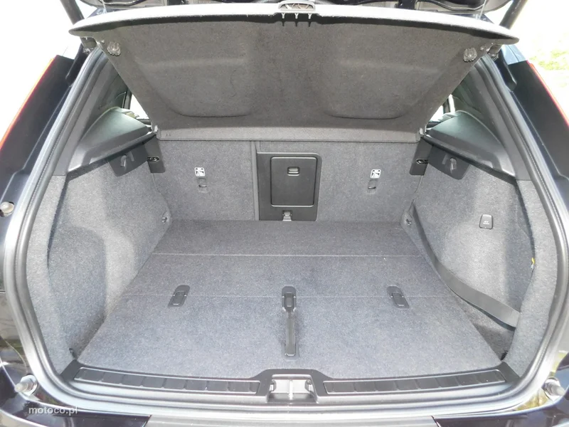 Volvo XC 40 20