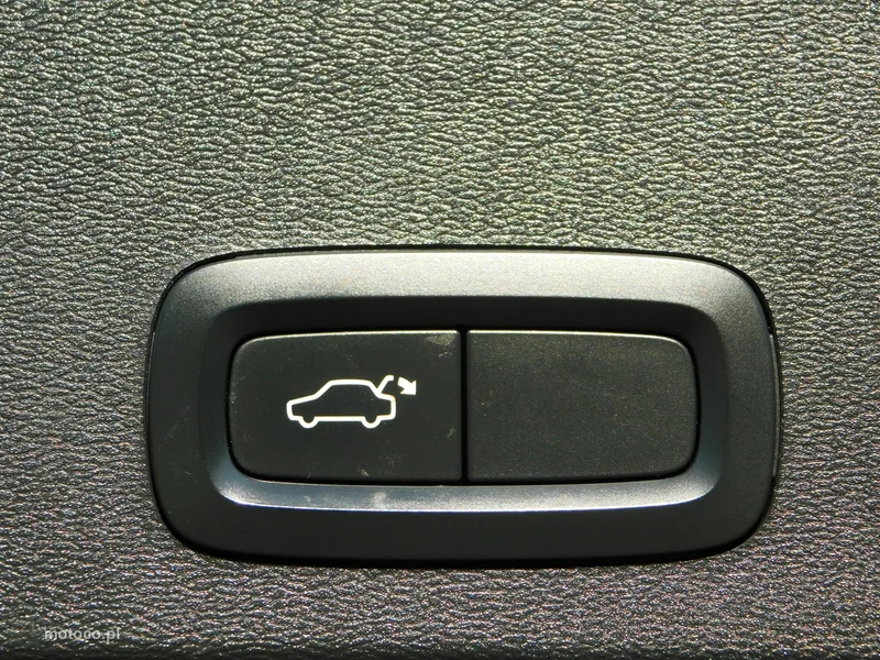 Volvo XC 40 22