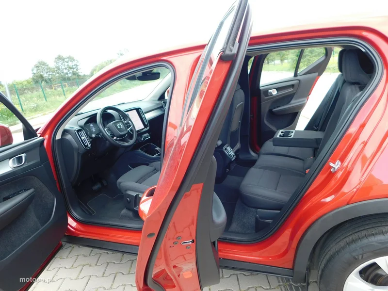 Volvo XC 40 14