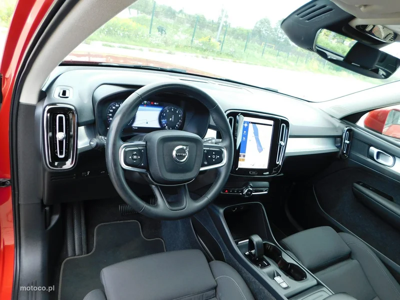 Volvo XC 40 16