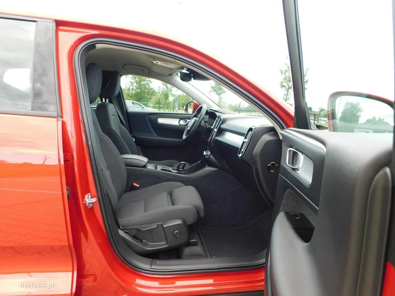 Volvo XC 40 9