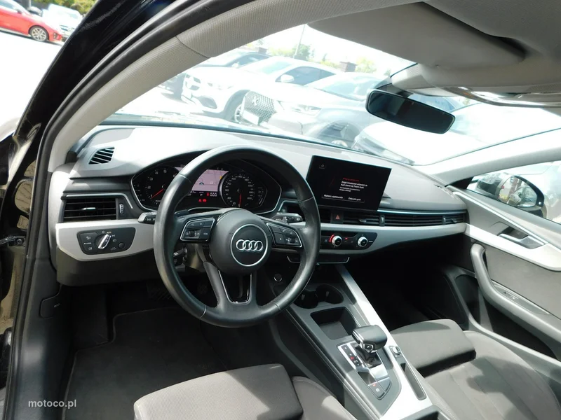 Audi A4 B9 10