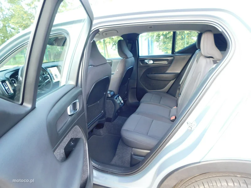 Volvo XC 40 11