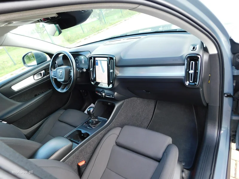 Volvo XC 40 7