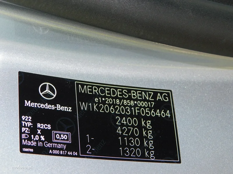 Mercedes-Benz Klasa C W206 C 220 21