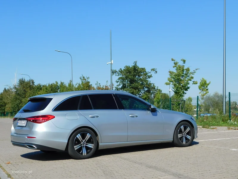 Mercedes-Benz Klasa C W206 C 220 4