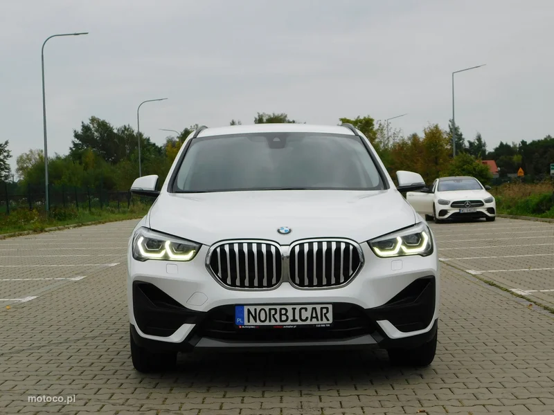 BMW X1 F48 29