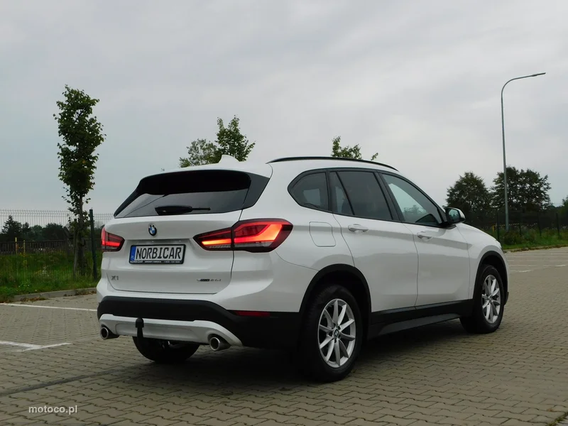 BMW X1 F48 32