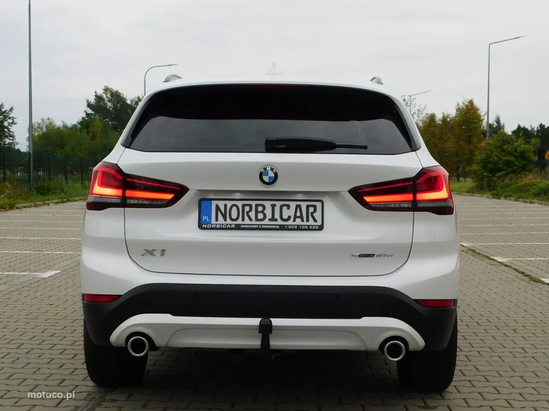 BMW X1 F48 33