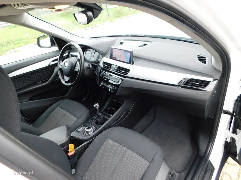 BMW X1 F48 7