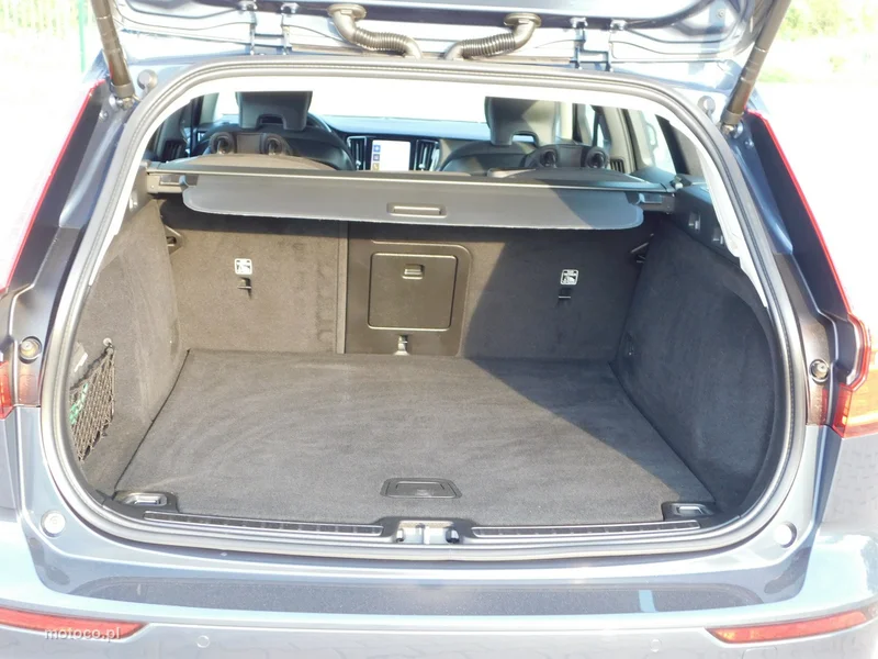 Volvo V60 5