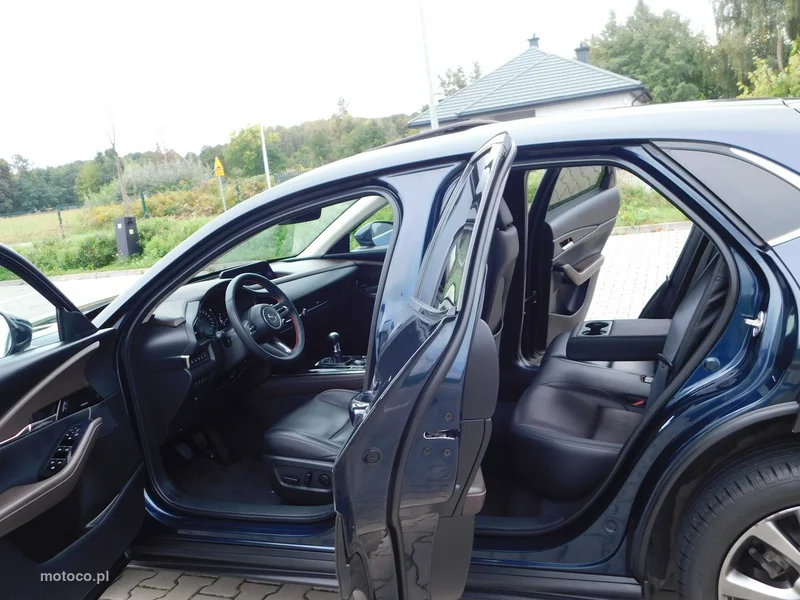 Mazda CX-30 13
