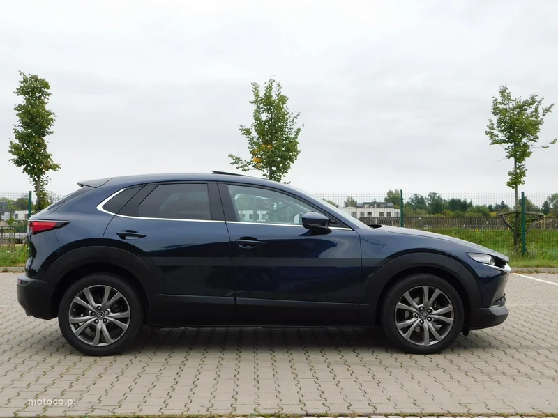 Mazda CX-30 4