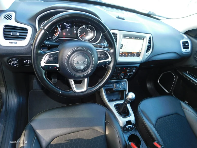Jeep Compass 8