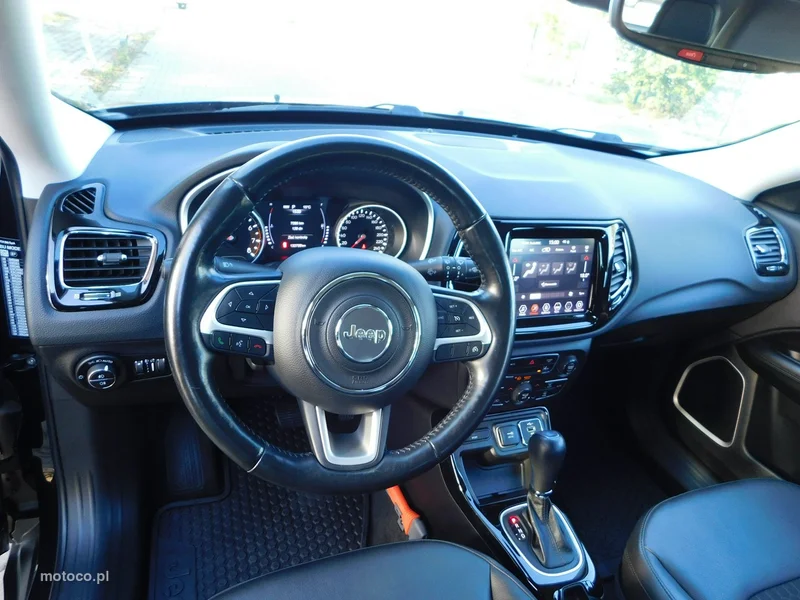 Jeep Compass 12