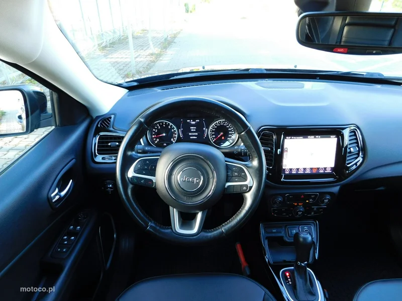 Jeep Compass 13