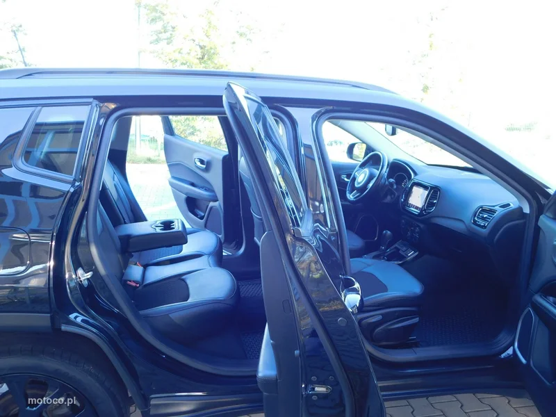 Jeep Compass 7