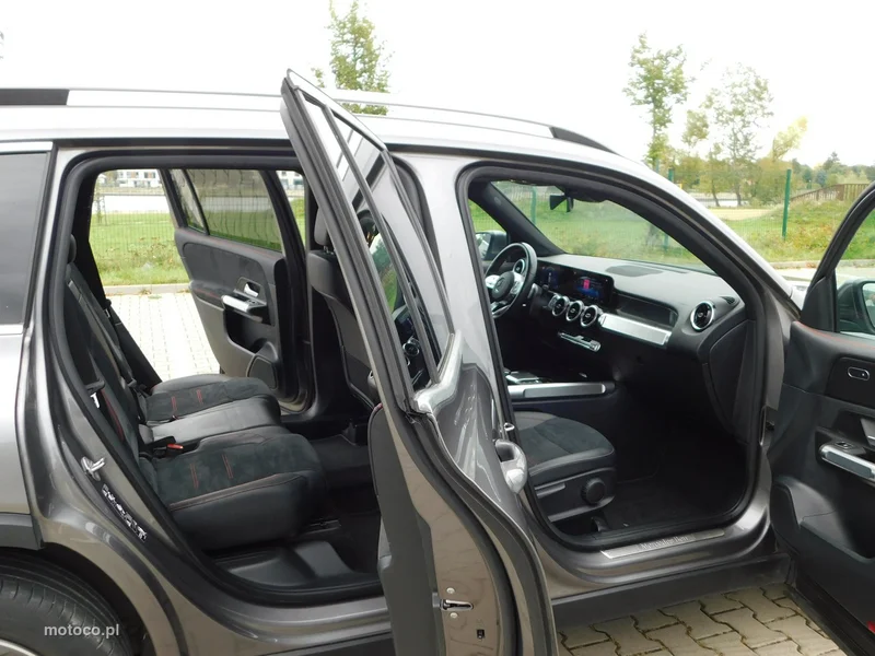 Mercedes-Benz GLB X247 11