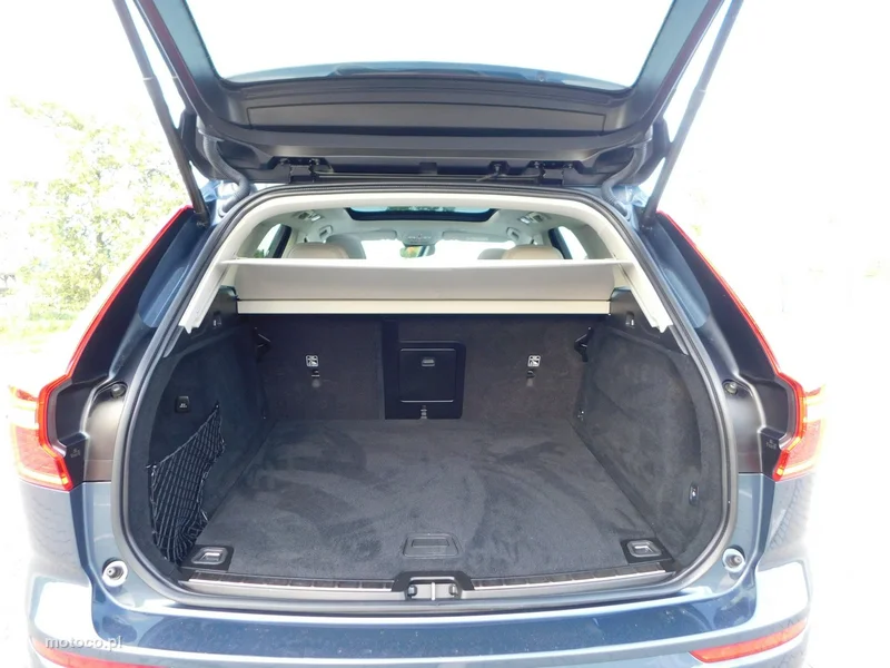 Volvo XC 60 17