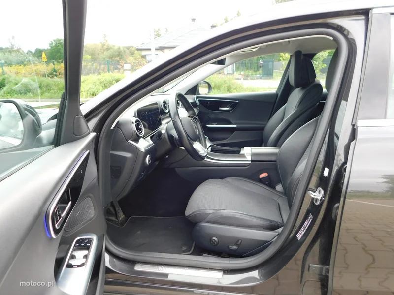 Mercedes-Benz Klasa C W206 C 220 11
