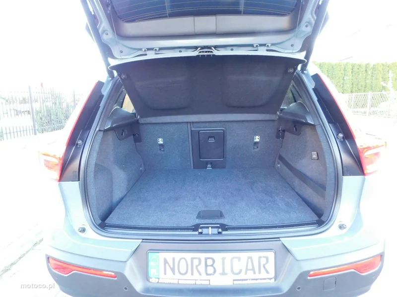Volvo XC 40 12