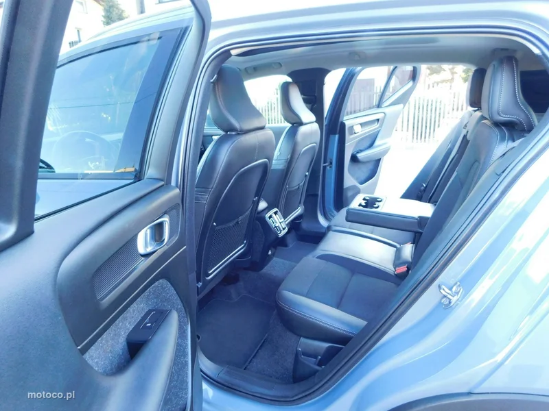 Volvo XC 40 8