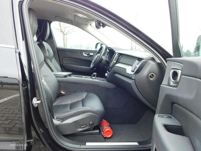 Volvo XC 60 8
