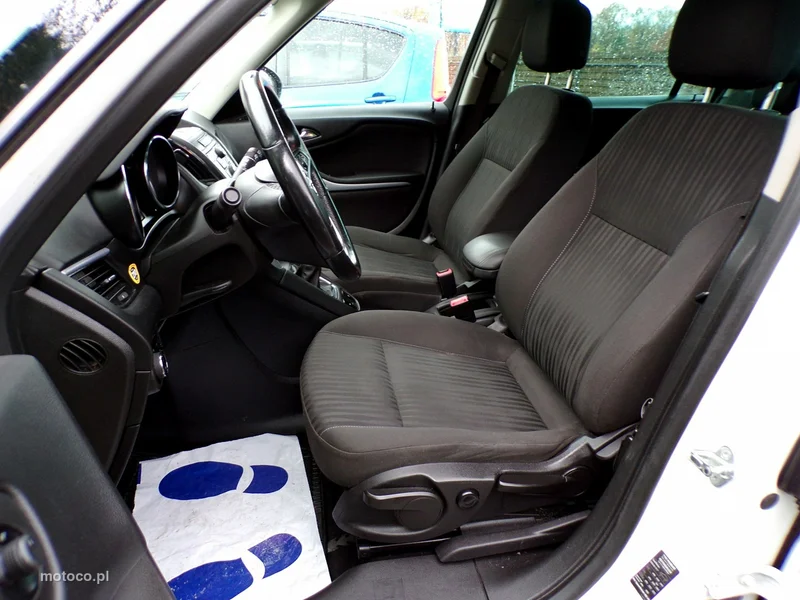 Opel Zafira C Tourer 19